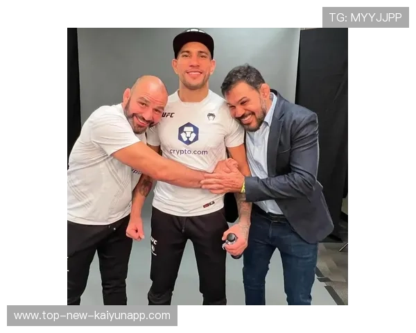 UFC踢技组合训练更全面：如何提升你的格斗技巧？